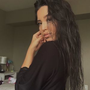 Meet your Posher, Destiny